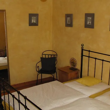 Gaestehaus Einsa Apartmán *